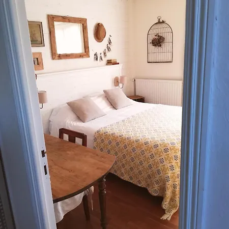 فندق مبيت وإفطار Les De La Loge