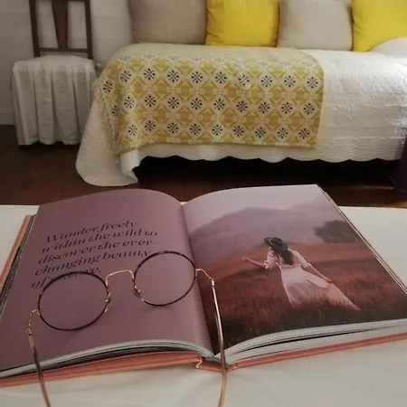 Les De La Loge فندق مبيت وإفطار 3*