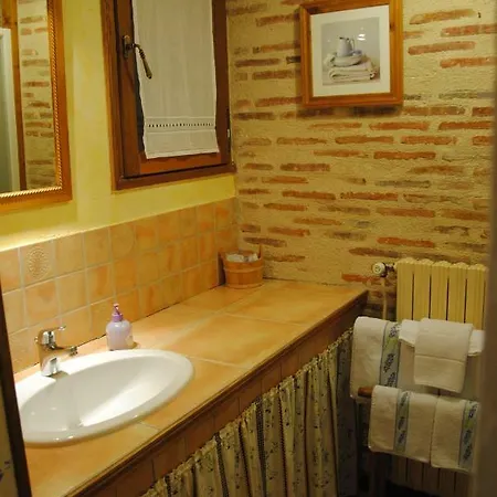 Les De La Loge