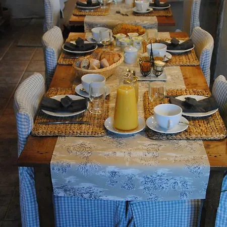 Bed & Breakfast Les De La Loge 3*